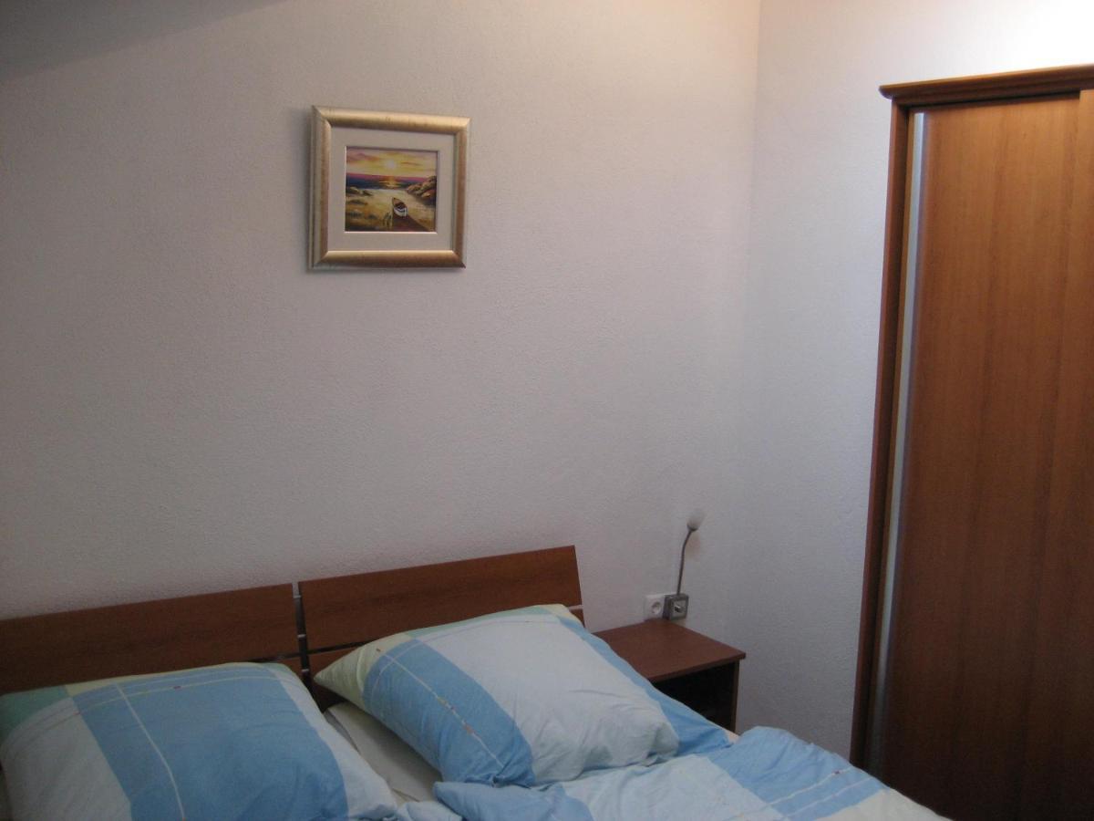 Villa „Drei Palmen“ Sveti Filip i Jakov Extérieur photo
