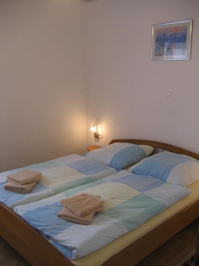 Villa „Drei Palmen“ Sveti Filip i Jakov Extérieur photo