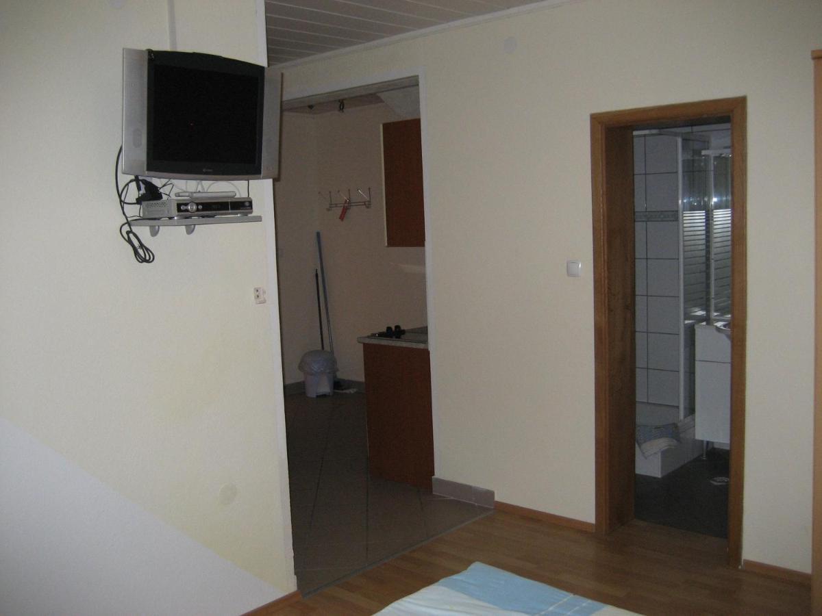Villa „Drei Palmen“ Sveti Filip i Jakov Extérieur photo